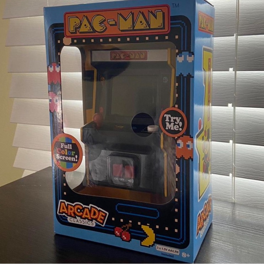 NWT Pac-Man Arcade Classics Mini Game